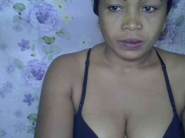 Sexywife1 webcam