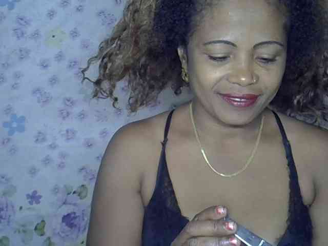 Sexywife1 webcam