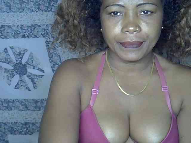 Sexywife1 webcam