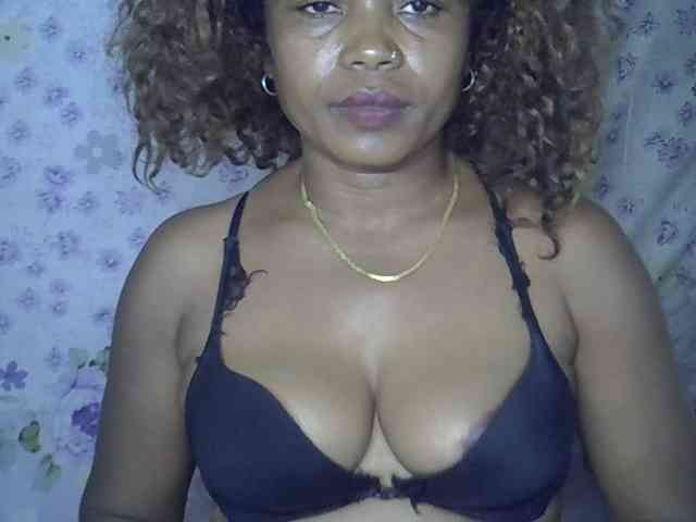 Sexywife1 webcam