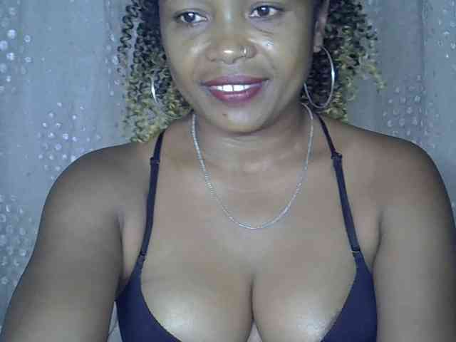 Sexywife1 webcam