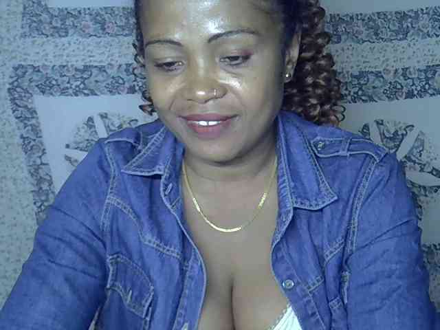 Sexywife1 webcam