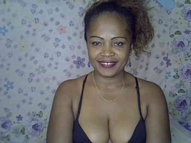 Sexywife1 webcam