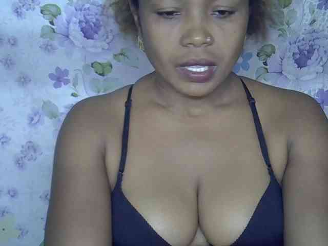 Sexywife1 webcam