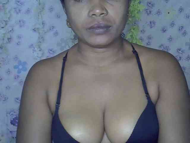 Sexywife1 webcam