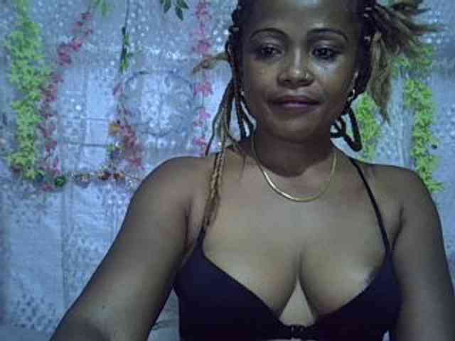 Sexywife1 webcam