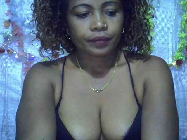 Sexywife1 webcam