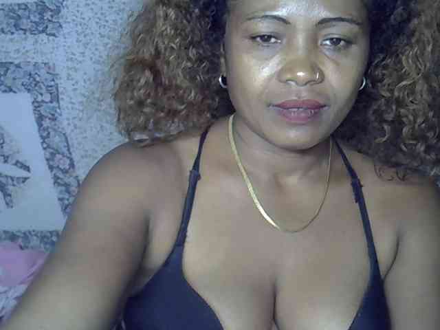Sexywife1 webcam