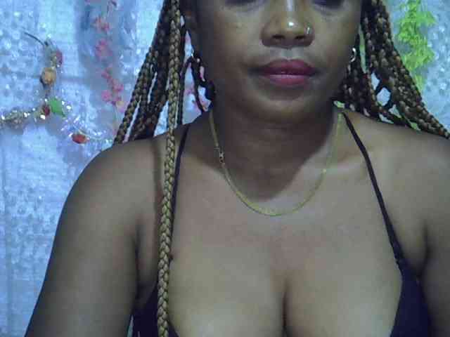 Sexywife1 webcam