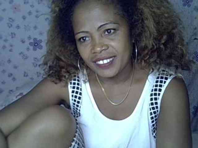 Sexywife1 webcam