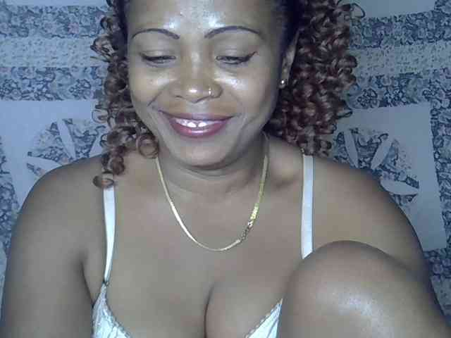 Sexywife1 webcam