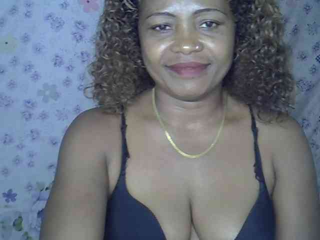 Sexywife1 webcam