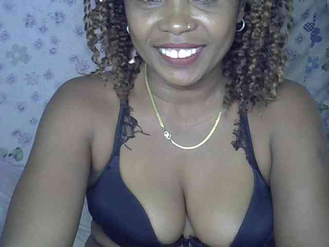 Sexywife1 webcam