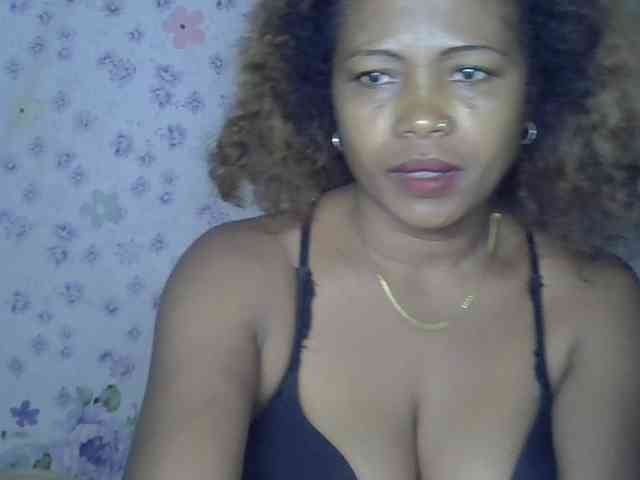 Sexywife1 webcam