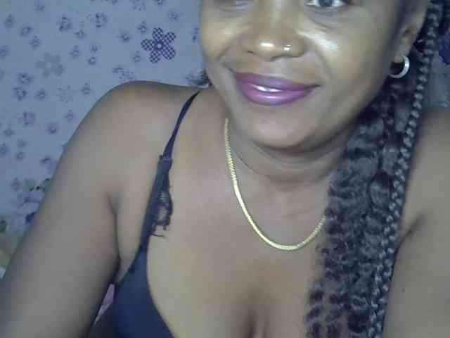 Sexywife1 webcam