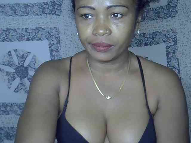Sexywife1 webcam
