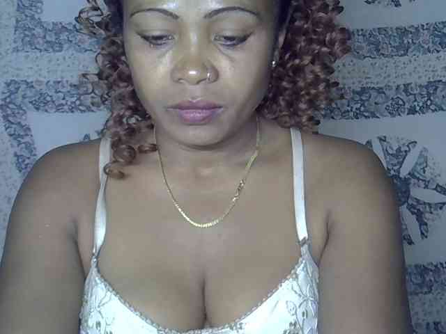 Sexywife1 webcam