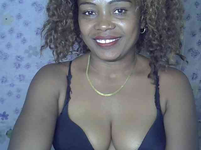 Sexywife1 webcam