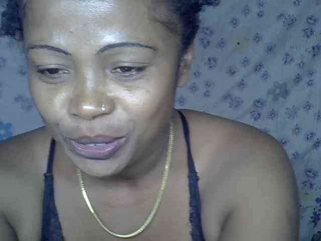 Sexywife1 webcam