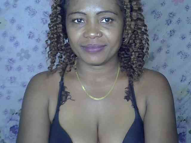 Sexywife1 webcam