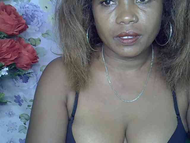 Sexywife1 webcam