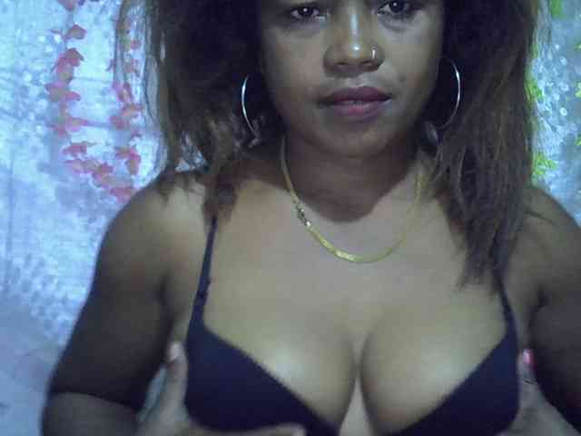 Sexywife1 webcam