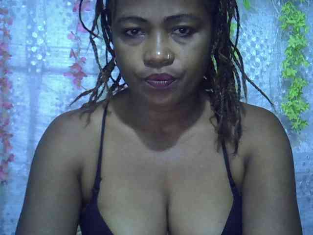 Sexywife1 webcam