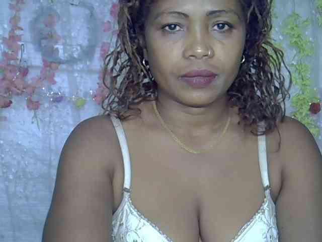 Modèle: Sexywife1