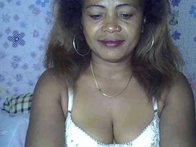 Sexywife1 webcam