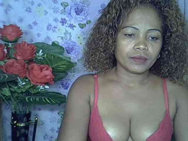 Sexywife1 webcam
