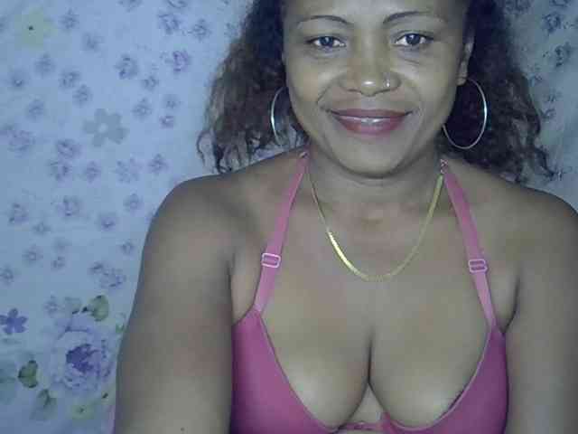 Sexywife1 webcam