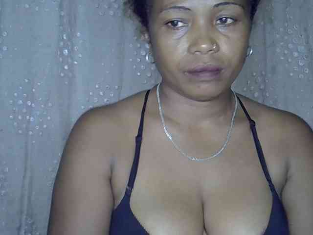Sexywife1 webcam