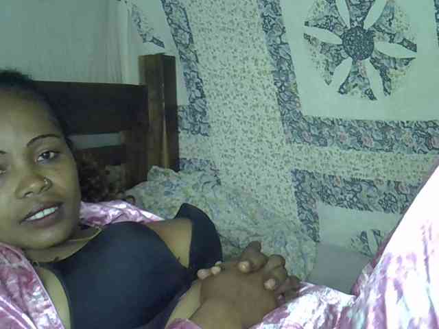 Sexywife1 webcam