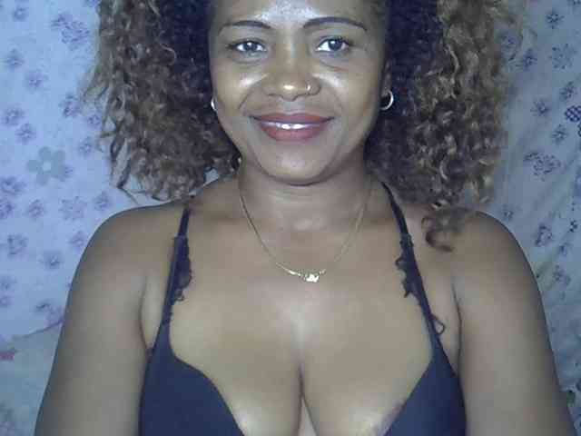 Sexywife1 webcam