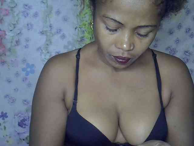 Sexywife1 webcam