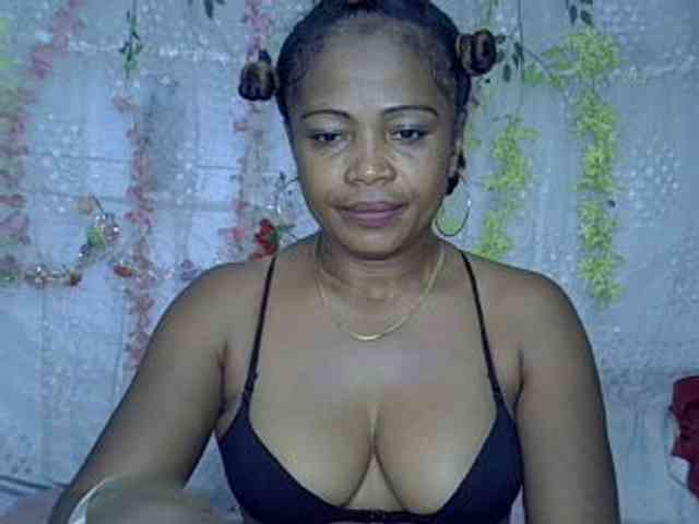 Sexywife1 webcam