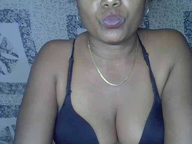 Sexywife1 webcam