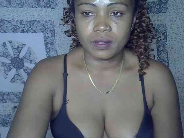 Sexywife1 webcam