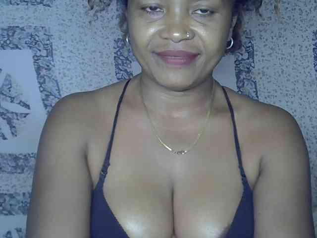 Sexywife1 webcam