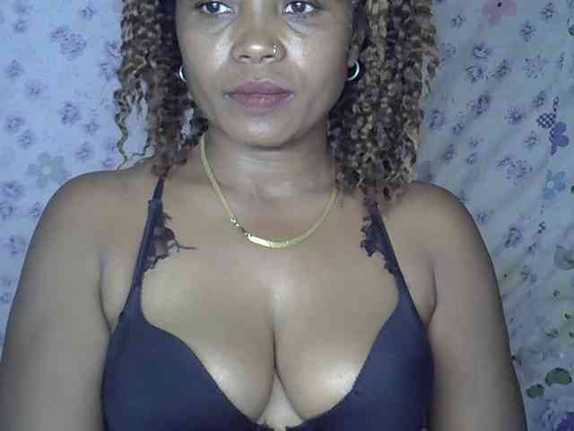 Sexywife1 webcam