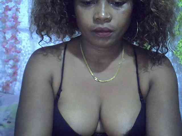 Sexywife1 webcam