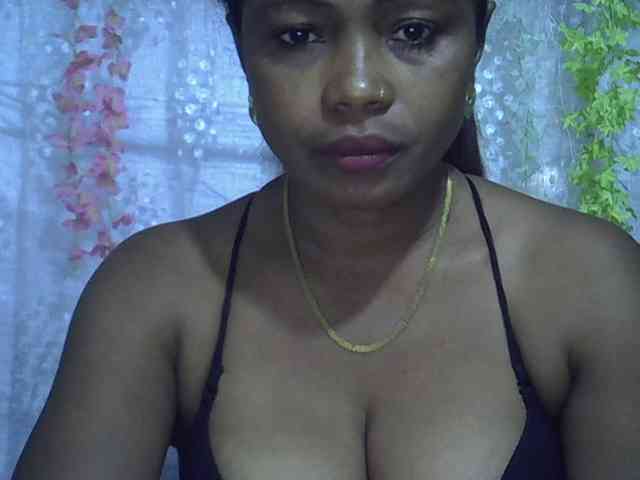 Sexywife1 webcam