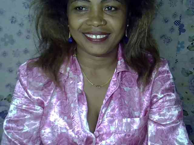 Sexywife1 webcam