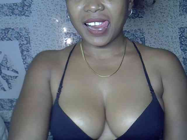 Sexywife1 webcam