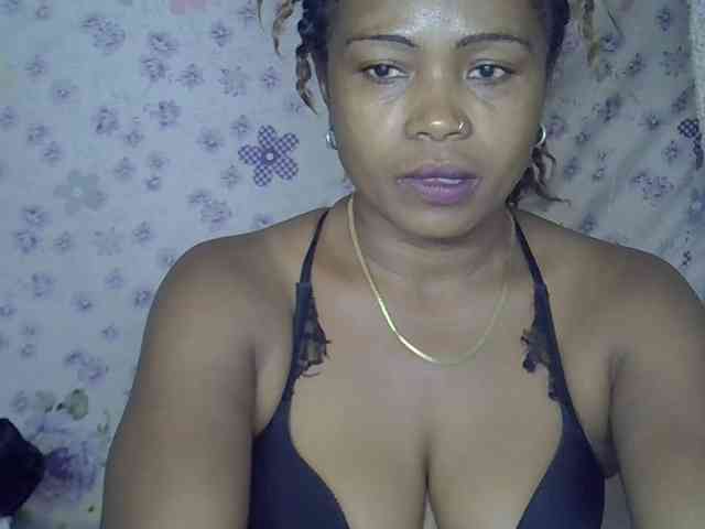 Sexywife1 Live Webcam on BongaCams