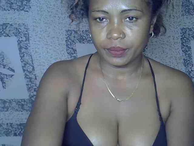Sexywife1 webcam