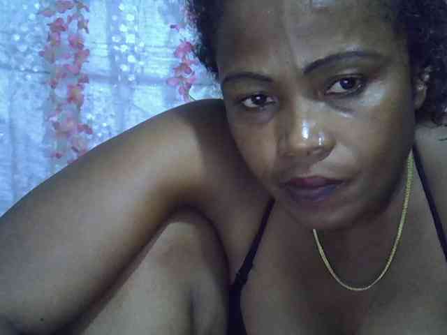 Sexywife1 webcam