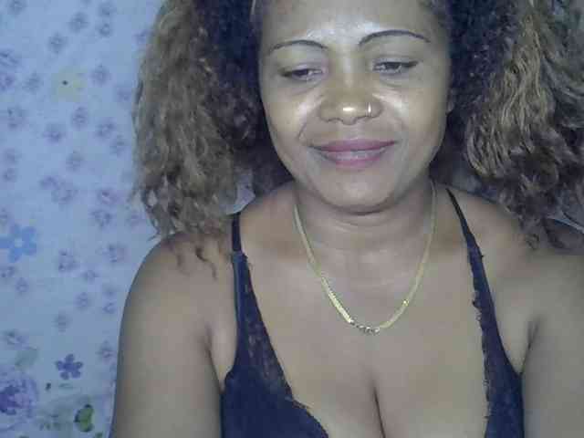 Sexywife1 webcam