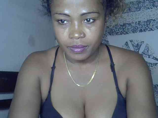 Sexywife1 webcam