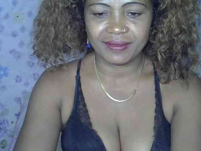 Sexywife1 webcam